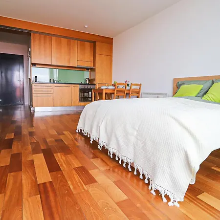 Bl Lakeview Apartmán *