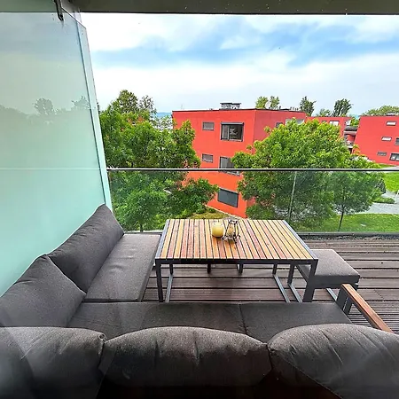 Apartmán Bl Lakeside With Pool, Medences Apartman, Privat Partszakasszal Balatonlelle