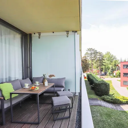 Apartament Bl Lakeside With Pool, Medences Apartman, Privat Partszakasszal